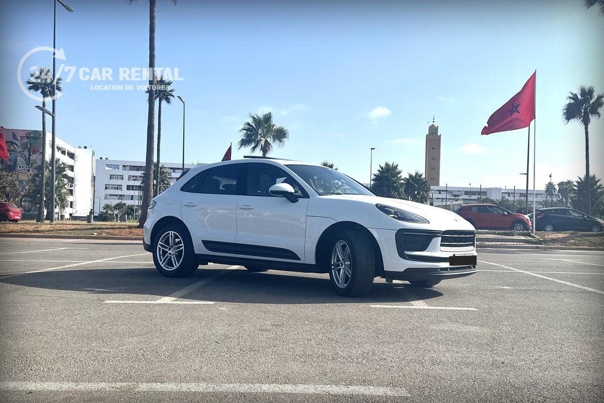 Location Porsche Macan Tanger